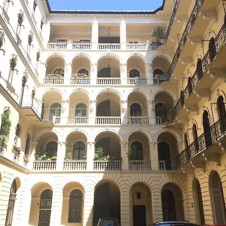 Centre Loft Next To Synagogue