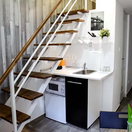 아파트 Centre Loft Next To Synagogue 부다페스트